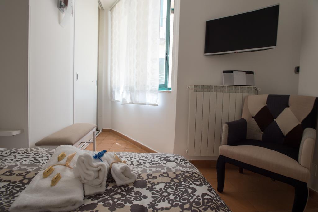 Boutique Apartment Al Duomo Salerno Exterior foto