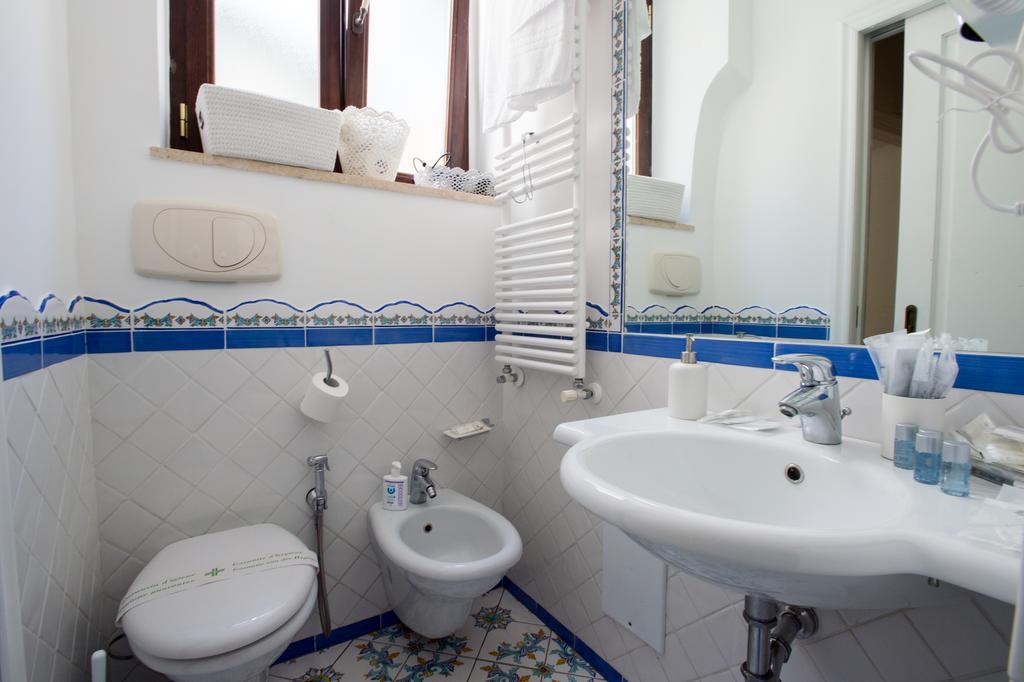 Boutique Apartment Al Duomo Salerno Exterior foto