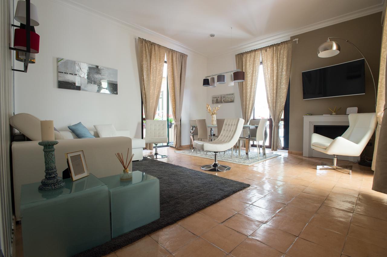 Boutique Apartment Al Duomo Salerno Exterior foto